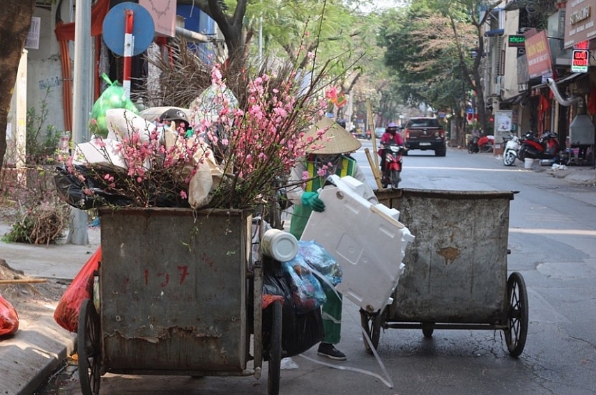Lượng chất thải sinh hoạt gia tăng mạnh vào dịp cuối năm và Tết Nguyên đán