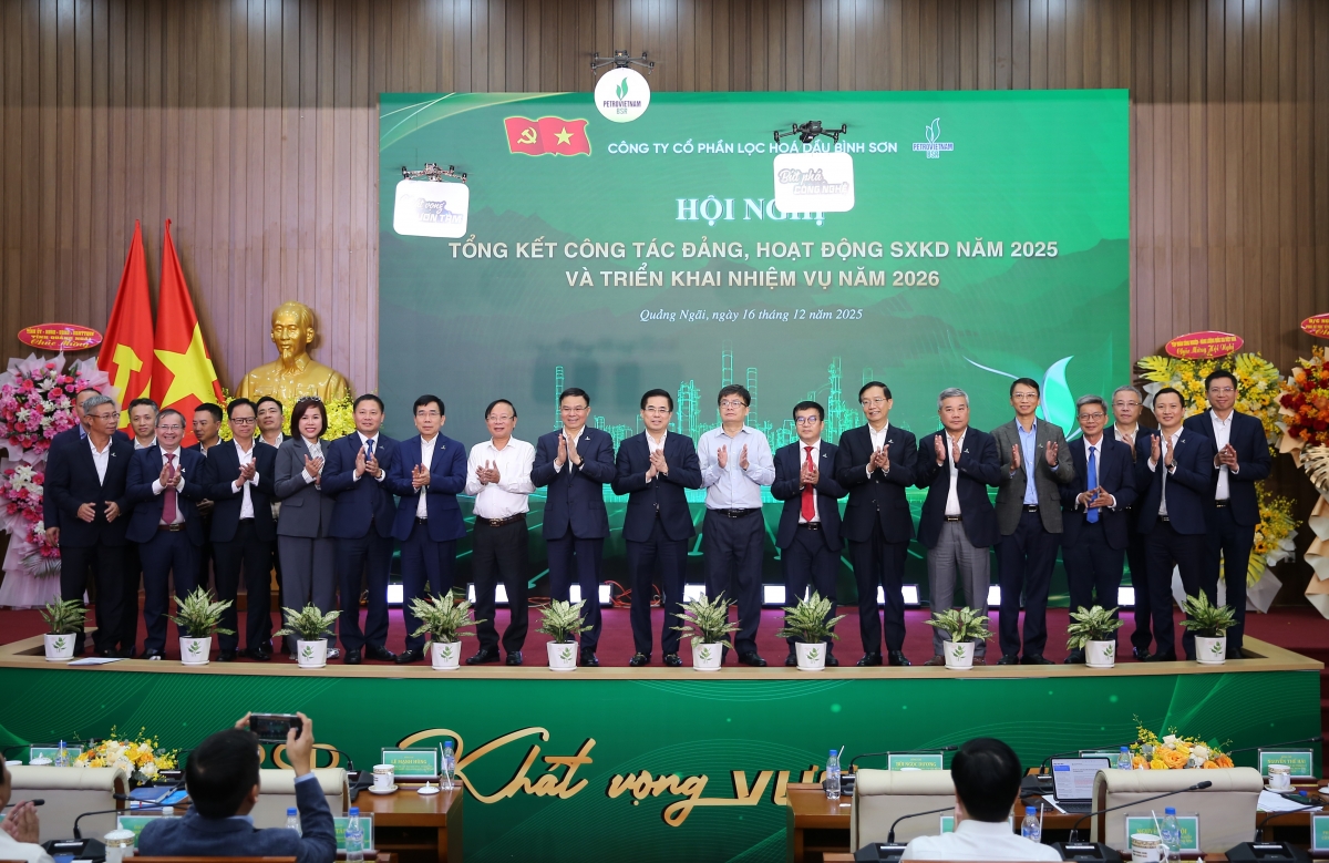 BSR tổ chức Hội nghị tổng kết công tác Đảng, hoạt động SXKD năm 2025 và triển khai nhiệm vụ năm 2026 BSR tổ chức Hội nghị tổng kết công tác Đảng, hoạt động SXKD năm 2025 và triển khai nhiệm vụ năm 2026