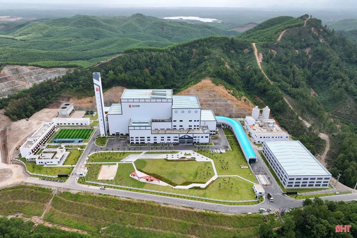 Toàn cảnh Nhà máy điện rác Phú Sơn ở TDP 2 Phú Sơn, phường Phú Bài, thành phố Huế. Toàn cảnh Nhà máy điện rác Phú Sơn ở TDP 2 Phú Sơn, phường Phú Bài, thành phố Huế.