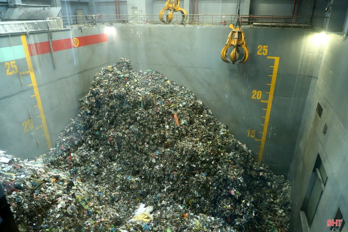 Kho chứa rác của Nhà máy Kho chứa rác của Nhà máy