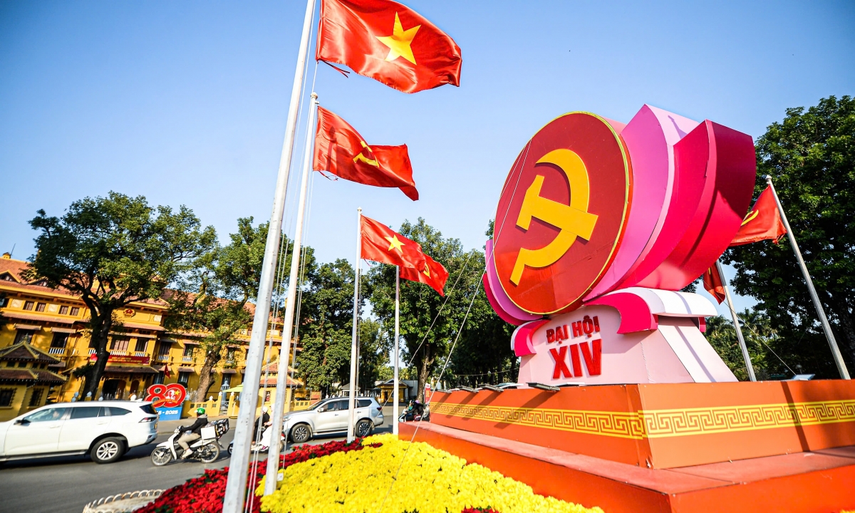 Sắc đỏ Thủ đô hướng về Đại hội XIV của Đảng