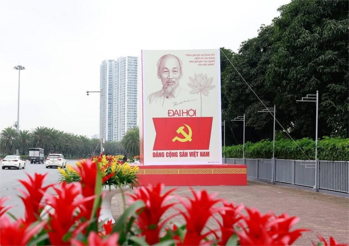 Sắc đỏ Thủ đô hướng về Đại hội XIV của Đảng