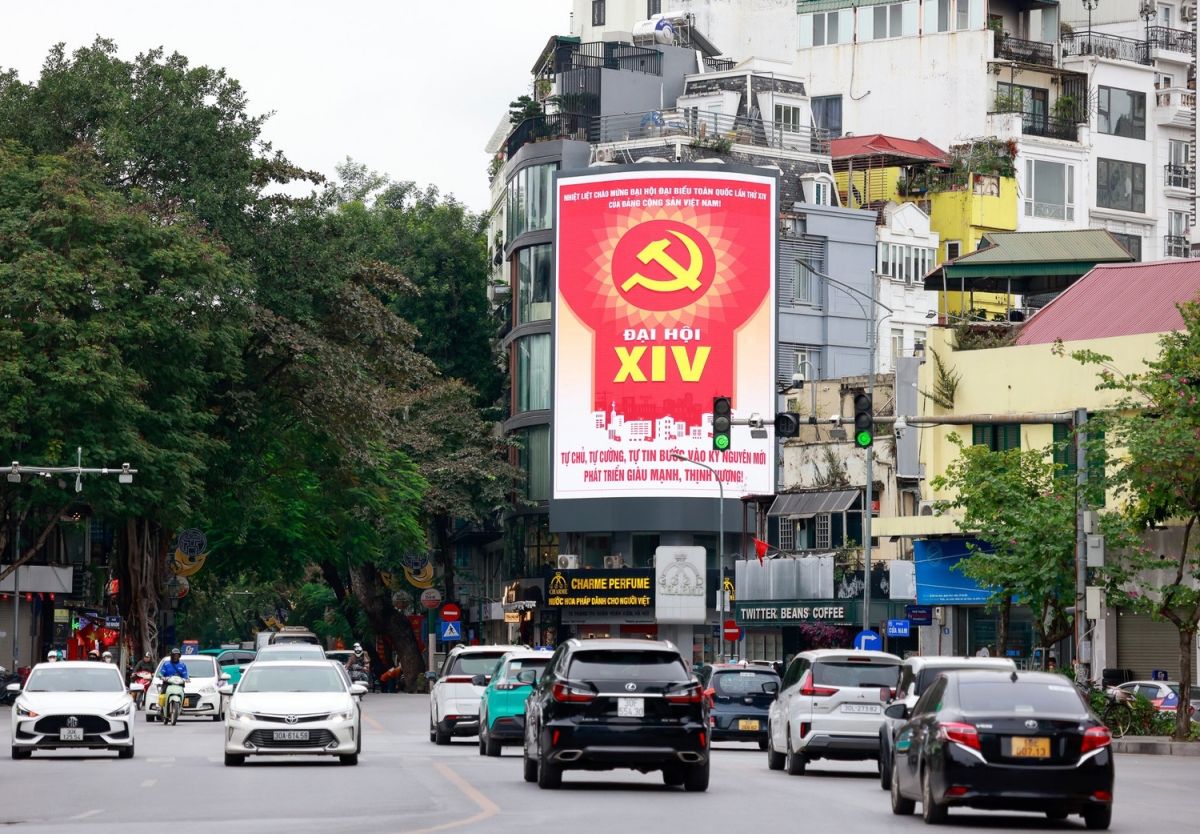 Sắc đỏ Thủ đô hướng về Đại hội XIV của Đảng