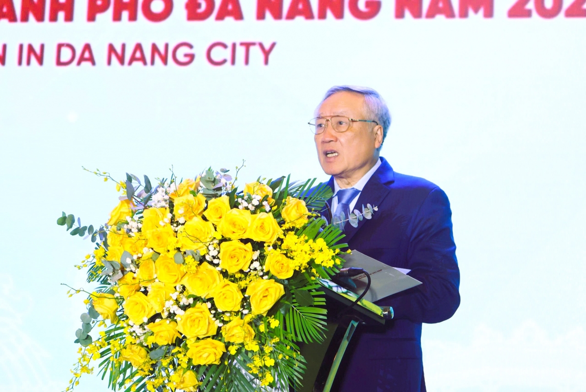 Phó Thủ tướng Thường trực Chính phủ Nguyễn Hòa Bình phát biểu chỉ đạo tại hội nghị