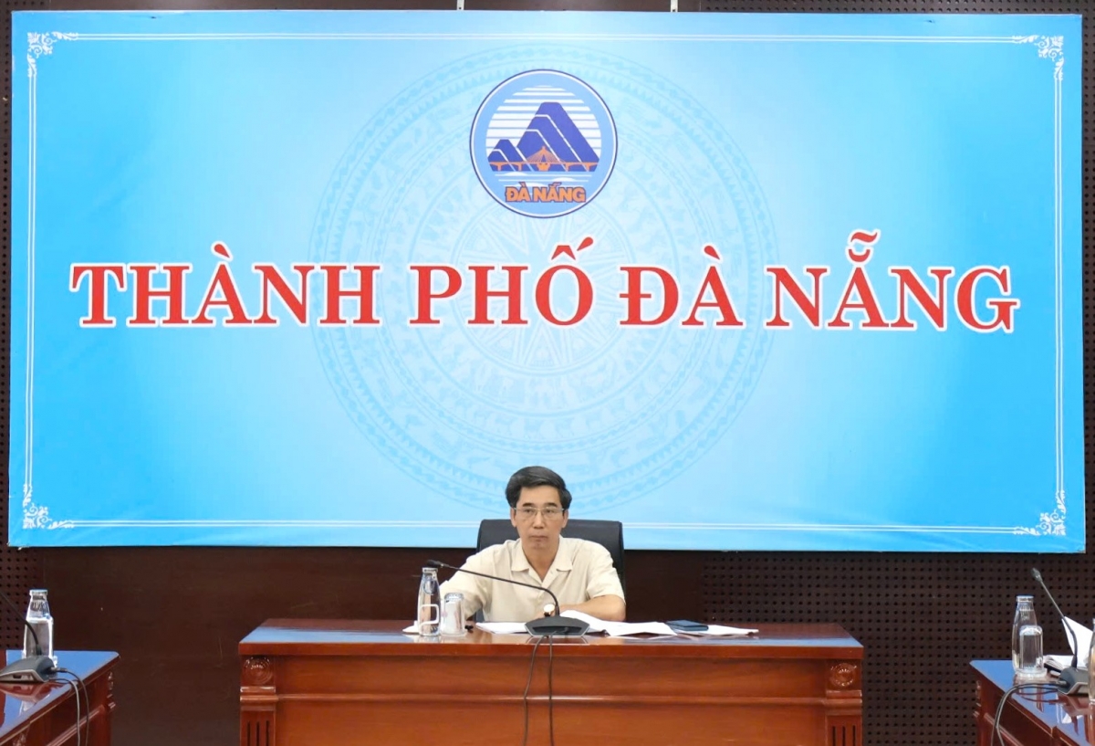 Sáng 13/1, Phó Chủ tịch UBND thành phố Đà Nẵng Trần Chí Cường đã chủ trì cuộc họp nghe báo cáo đánh giá toàn diện hiện trạng và tình hình triển khai các cụm công nghiệp (CCN) trên địa bàn