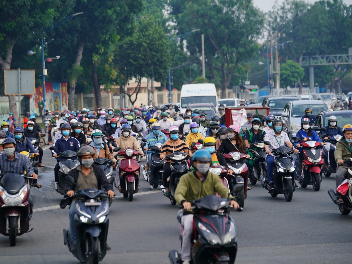 Đổi pin nhanh mở đường cho xe máy điện