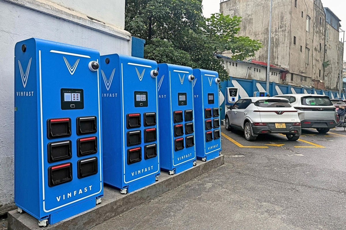 Đổi pin nhanh mở đường cho xe máy điện