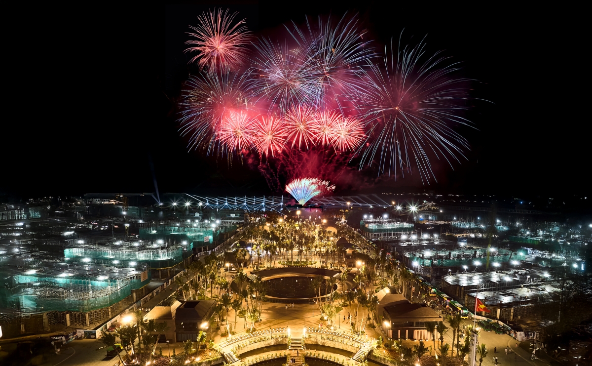 Sun Group khẳng định vị thế “ông lớn pháo hoa” với hàng loạt show diễn đình đám Sun Group khẳng định vị thế “ông lớn pháo hoa” với hàng loạt show diễn đình đám