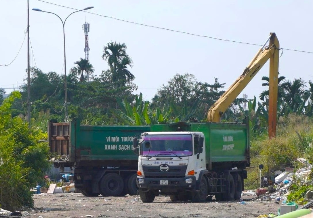 Kể từ ngày 2/2, các tổ chức, hộ gia đình, cá nhân có quyền tham gia đánh giá chất lượng phục vụ của các cơ sở thu gom rác