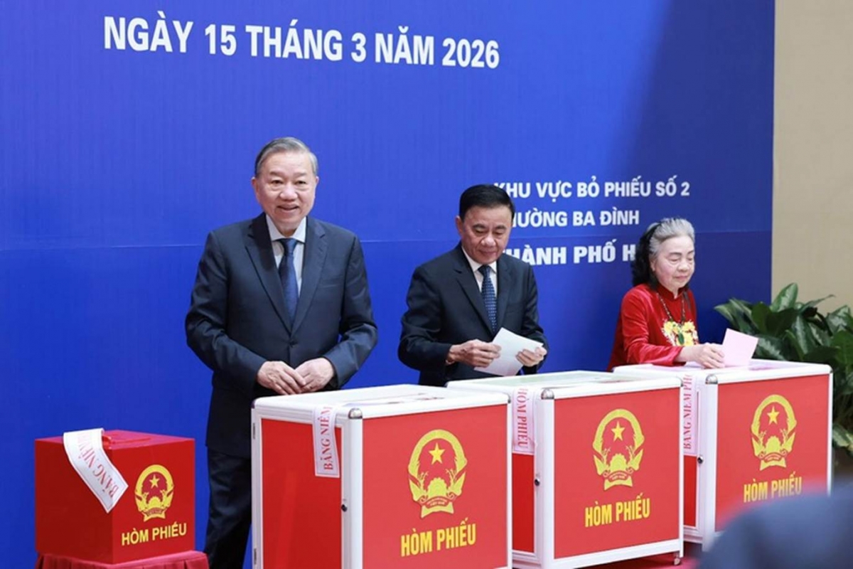 Tổng Bí thư Tô Lâm bỏ phiếu bầu cử đại biểu Quốc hội, HĐND các cấp tại phường Ba Đình Tổng Bí thư Tô Lâm bỏ phiếu bầu cử đại biểu Quốc hội, HĐND các cấp tại phường Ba Đình