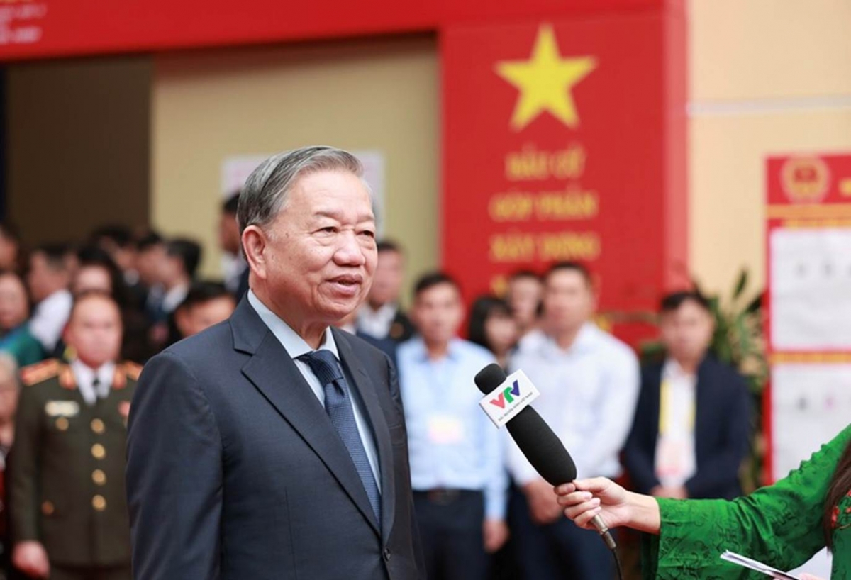 Tổng Bí thư Tô Lâm bỏ phiếu bầu cử đại biểu Quốc hội, HĐND các cấp tại phường Ba Đình Tổng Bí thư Tô Lâm bỏ phiếu bầu cử đại biểu Quốc hội, HĐND các cấp tại phường Ba Đình