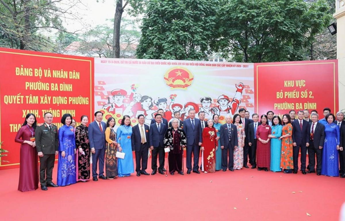 Tổng Bí thư Tô Lâm bỏ phiếu bầu cử đại biểu Quốc hội, HĐND các cấp tại phường Ba Đình Tổng Bí thư Tô Lâm bỏ phiếu bầu cử đại biểu Quốc hội, HĐND các cấp tại phường Ba Đình