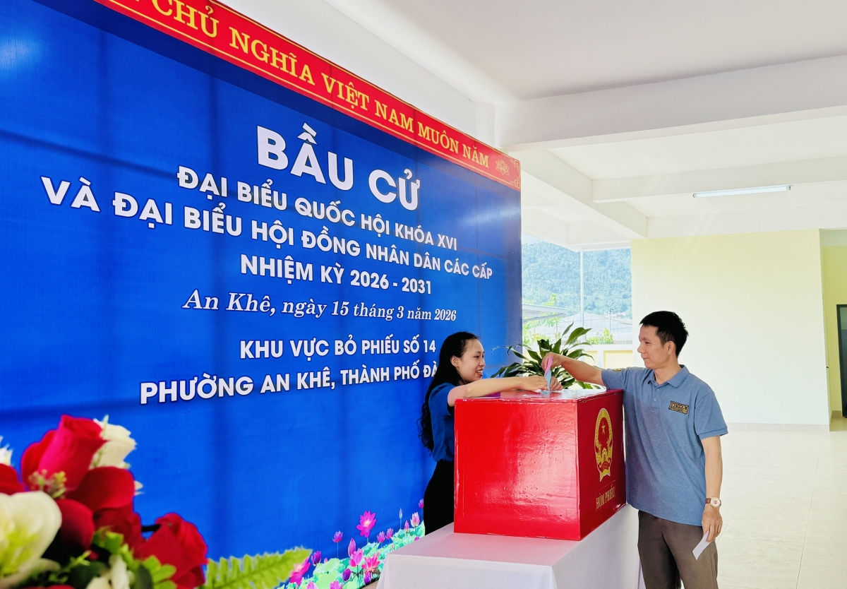 Ngày hội non sông tại Đà Nẵng: Hơn 2,1 triệu cử tri gửi gắm niềm tin qua từng lá phiếu