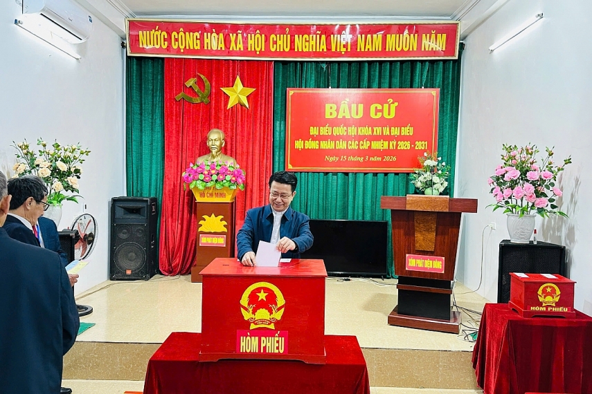 Cử tri Ninh Bình náo nức đi bầu cử Cử tri Ninh Bình náo nức đi bầu cử