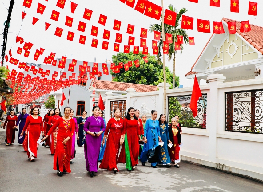 Cử tri Ninh Bình náo nức đi bầu cử Cử tri Ninh Bình náo nức đi bầu cử