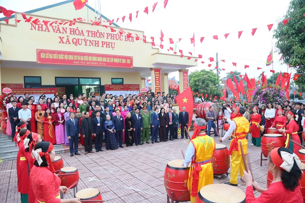 Cử tri Hưng Yên nô nức đi bầu cử Cử tri Hưng Yên nô nức đi bầu cử