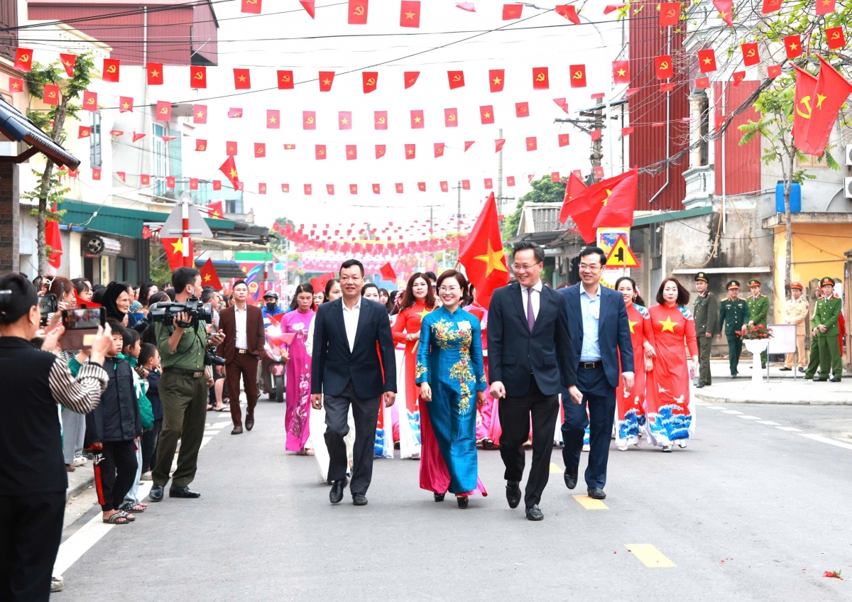 Cử tri Hưng Yên nô nức đi bầu cử Cử tri Hưng Yên nô nức đi bầu cử