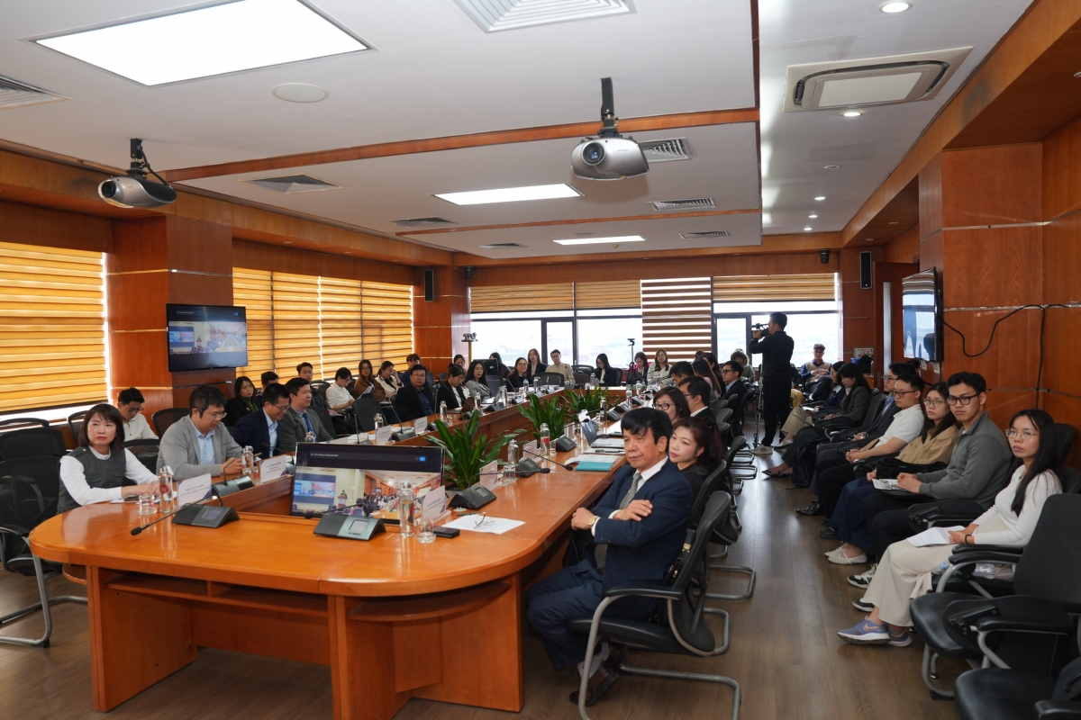 VIAC tổ chức hội thảo về yêu cầu khởi kiện trong tranh chấp chuỗi và thực tiễn tranh chấp bất động sản