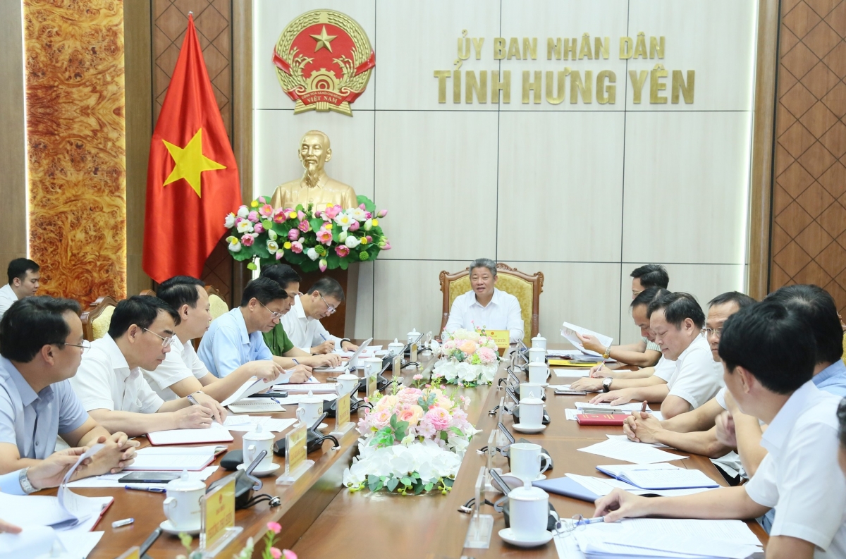 Hưng Yên phấn đấu đến hết năm 2027 xử lý dứt điểm toàn bộ lượng rác thải tồn lưu trên địa bàn tỉnh