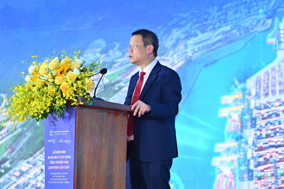 Chủ tịch UBND thành phố Nguyễn Mạnh Hùng phát biểu tại buổi lễ