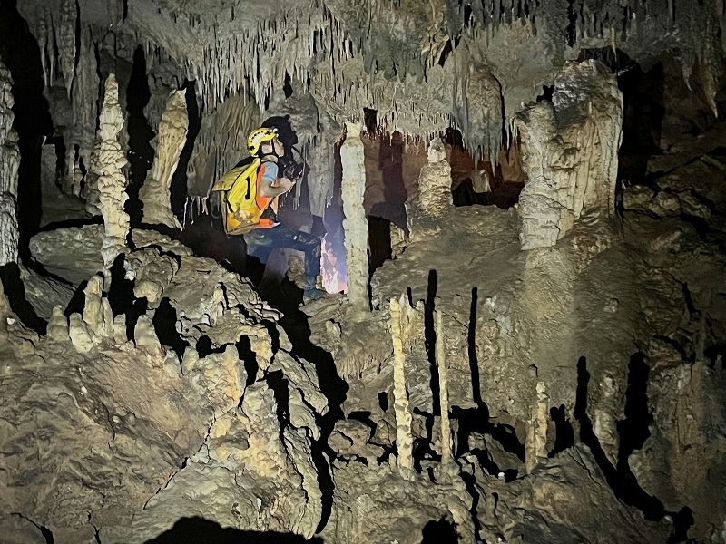 Hang Thiên Cung với chiều dài 4.206 m, dài nhất trong đợt khảo sát, được ví như “Cung điện” tráng lệ dưới lòng đất