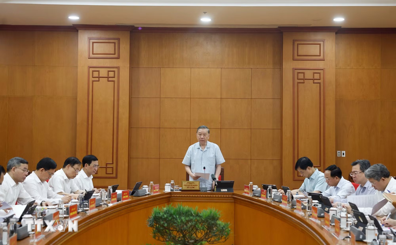 Kiến tạo nền tảng tri thức lâu dài cho một Việt Nam phát triển nhanh và bền vững Kiến tạo nền tảng tri thức lâu dài cho một Việt Nam phát triển nhanh và bền vững