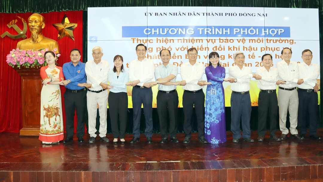 Thành phố Đồng Nai: bảo vệ môi trường trở thành nền tảng hướng tới đô thị xanh hàng đầu phía Nam Thành phố Đồng Nai: bảo vệ môi trường trở thành nền tảng hướng tới đô thị xanh hàng đầu phía Nam