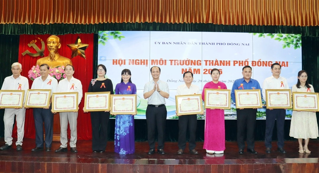 Thành phố Đồng Nai: bảo vệ môi trường trở thành nền tảng hướng tới đô thị xanh hàng đầu phía Nam Thành phố Đồng Nai: bảo vệ môi trường trở thành nền tảng hướng tới đô thị xanh hàng đầu phía Nam