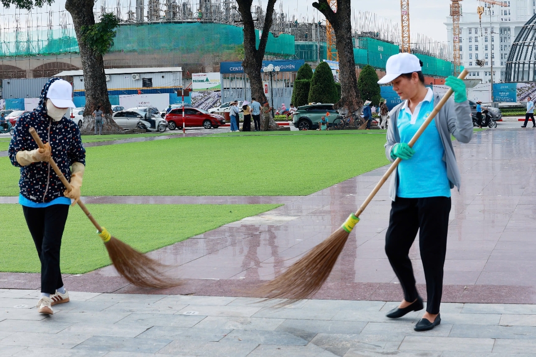 Thái Nguyên đồng loạt ra quân phát động xây dựng đô thị văn minh, xã nông thôn mới xanh - sạch - đẹp gắn với “Ngày thứ Bảy xanh” năm 2026