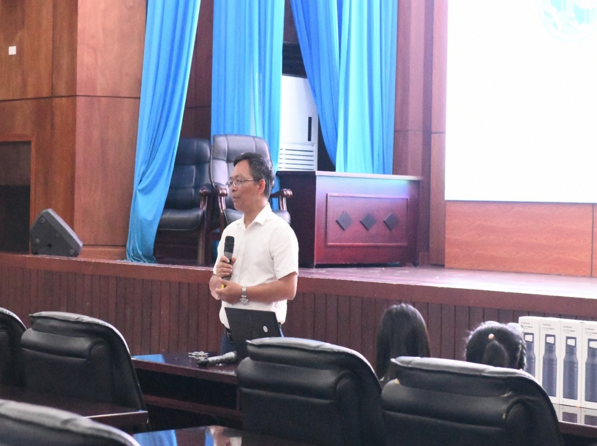 Ông Cao Tuấn Sĩ – Giám đốc NMLD Dung Quất phát biểu tại chương trình