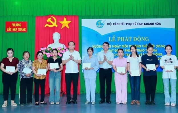 Khánh Hòa: Phát động phong trào “Toàn dân chung tay bảo vệ môi trường, vì một Việt Nam xanh - sạch - đẹp” năm 2026 Khánh Hòa: Phát động phong trào “Toàn dân chung tay bảo vệ môi trường, vì một Việt Nam xanh - sạch - đẹp” năm 2026