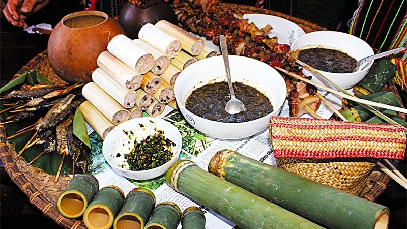 Ẩm thực Tây Nguyên: Đòn bẩy quảng bá văn hóa và phát triển du lịch bền vững Ẩm thực Tây Nguyên: Đòn bẩy quảng bá văn hóa và phát triển du lịch bền vững