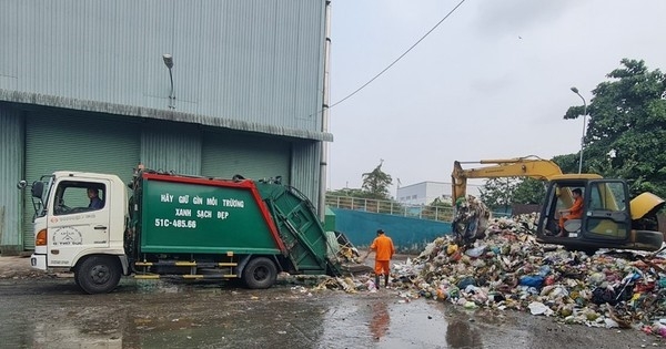 TP. HCM sẽ tiếp tục rà soát, quy hoạch lại các trạm trung chuyển rác thải, đảm bảo công tác vệ sinh môi trường. 