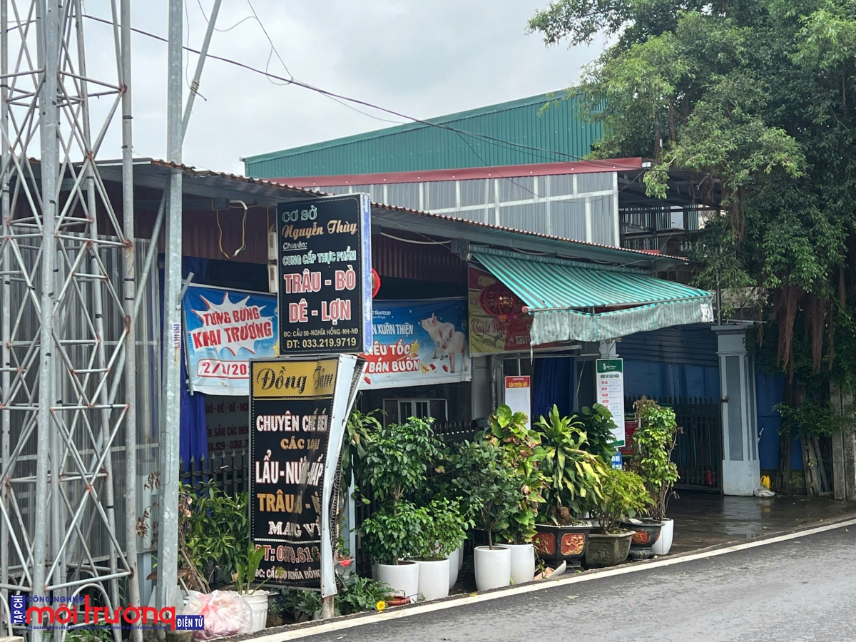 Xã Hồng Phong (Ninh Bình): Lò giết mổ gia súc hoạt động ngày đêm trong khu dân cư, gây mất an toàn môi trường