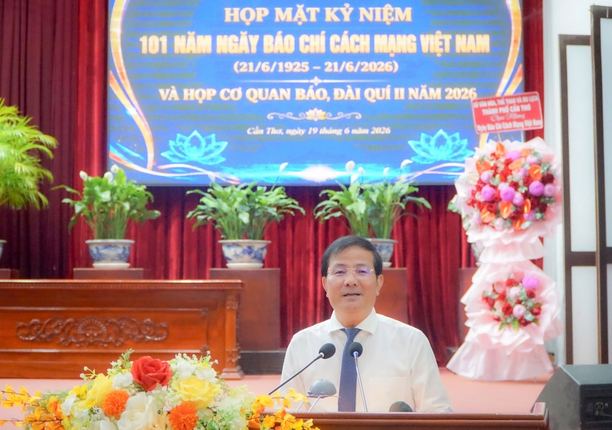 Báo chí đồng hành cùng phát triển bền vững, lan tỏa nhận thức về môi trường và hạ tầng xanh tại Cần Thơ Báo chí đồng hành cùng phát triển bền vững, lan tỏa nhận thức về môi trường và hạ tầng xanh tại Cần Thơ