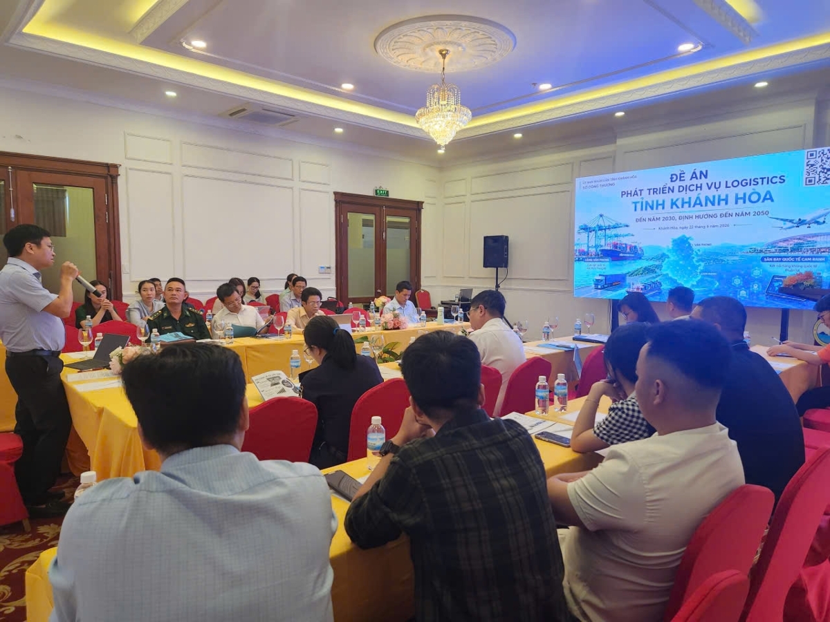 Hành trình đi tìm “sắc xanh” cho Logistics Khánh Hòa