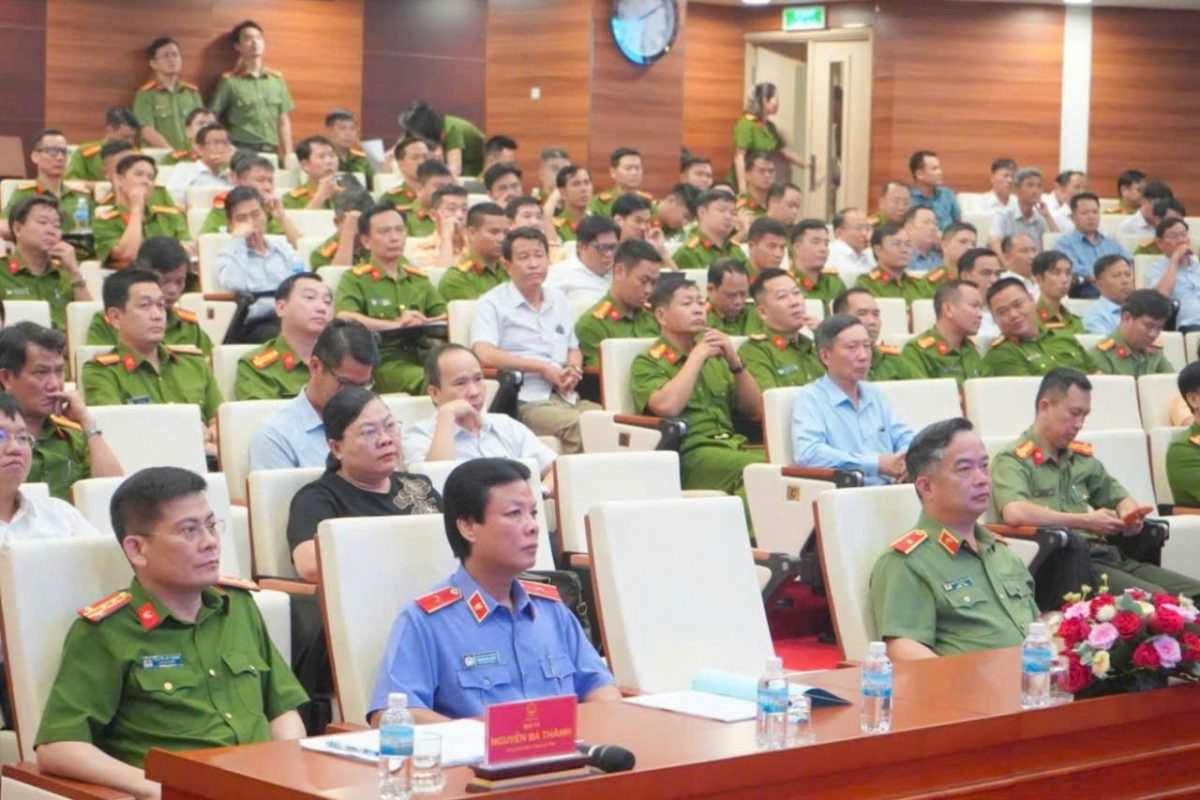 Khánh Hòa siết chặt quản lý khoáng sản, an toàn thực phẩm và môi trường