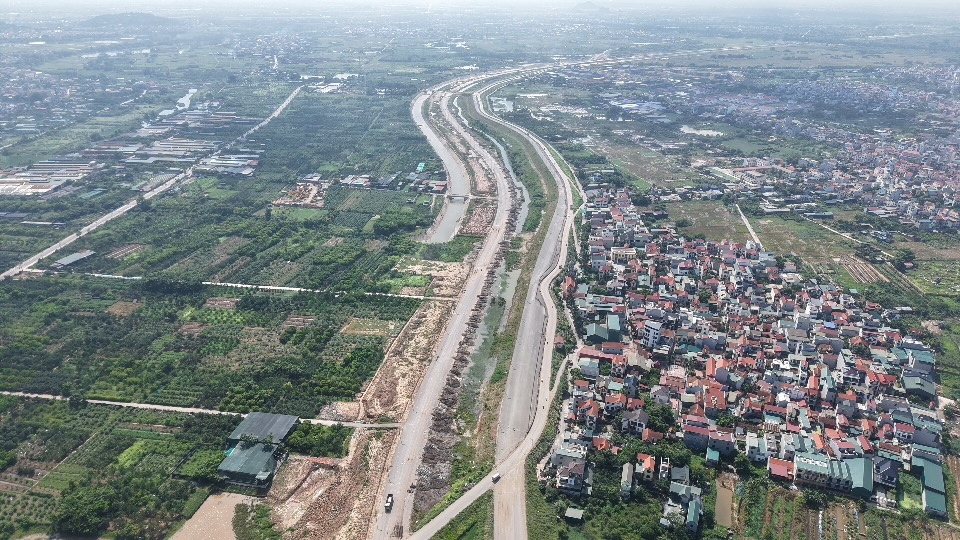 Từ Vành đai 4 đến sân bay Quảng Trị: Cách T&T Group của Bầu Hiển đi đường dài với các đại dự án PPP