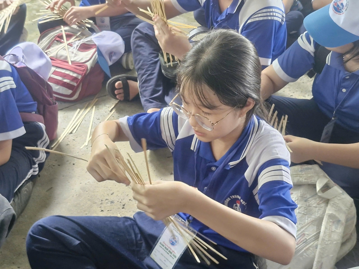 Học sinh TP.HCM tham quan, trải nghiệm nông nghiệp công nghệ cao