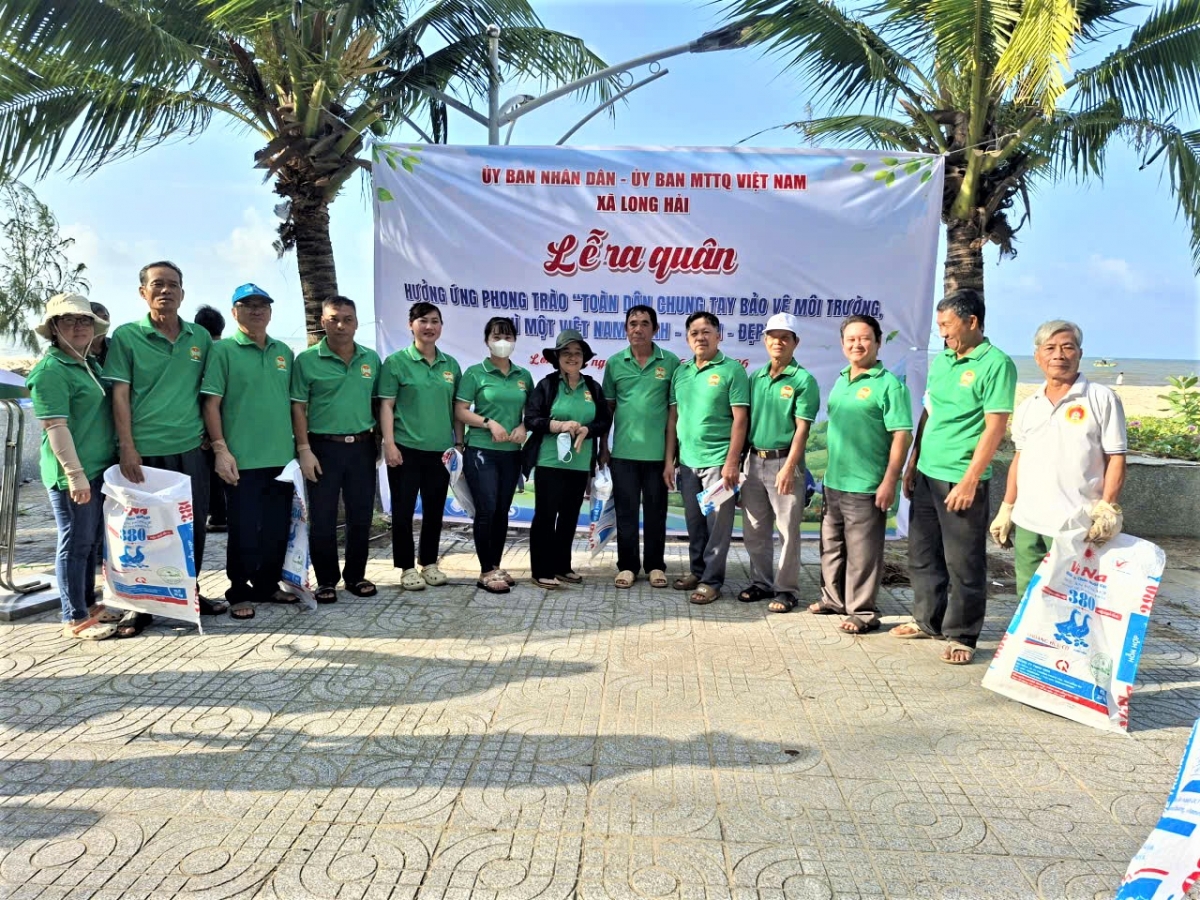 Đồng hành cùng hội viên nông dân phát triển kinh tế, gắn với bảo vệ môi trường