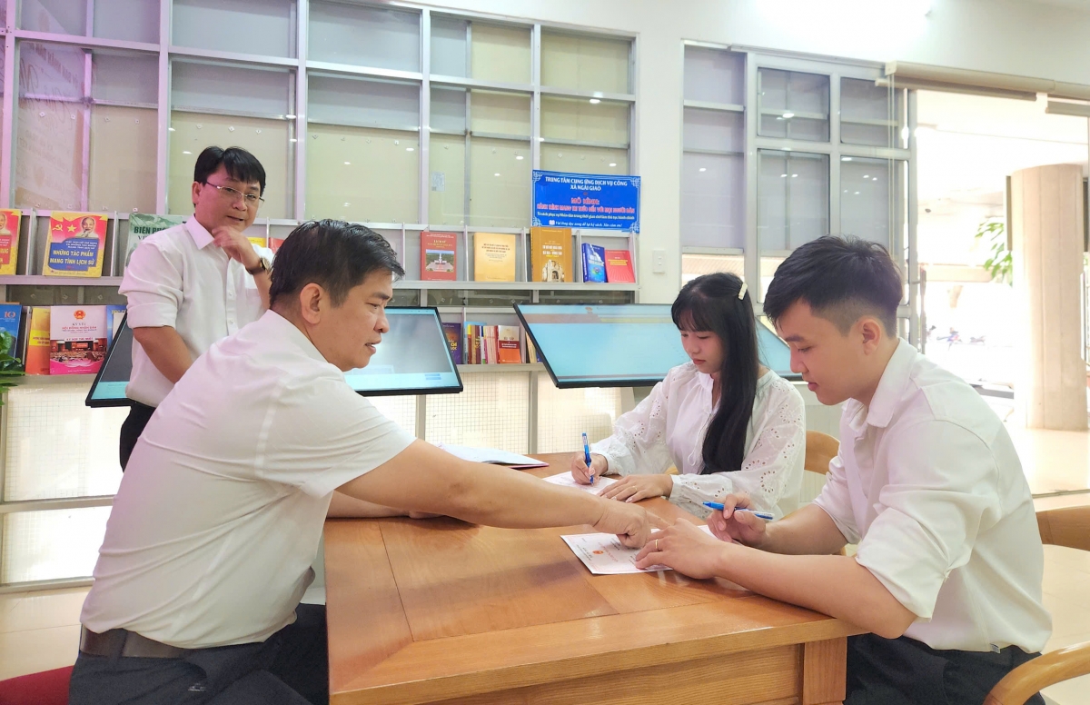 Chủ nhật – Ngày hạnh phúc của các cặp đôi trẻ tại TP.HCM