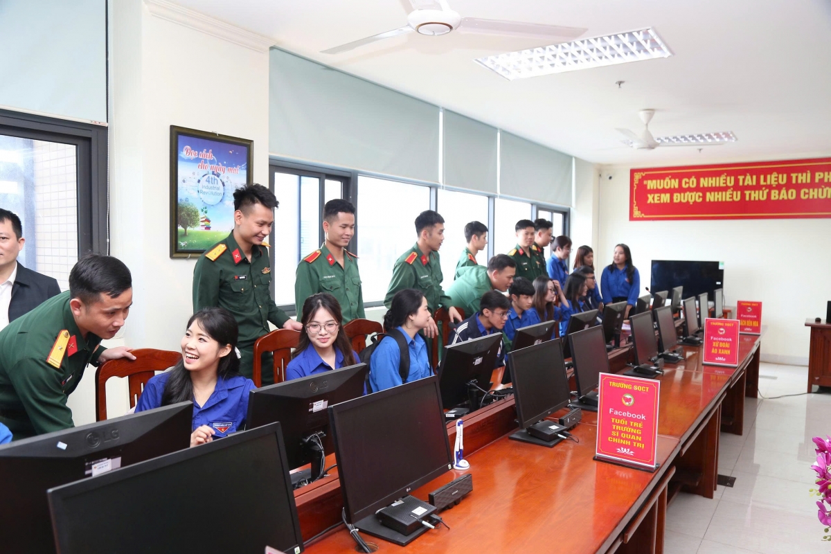 Xây dựng môi trường văn hoá số - 