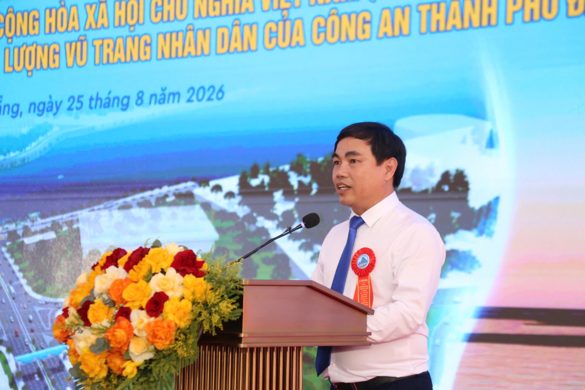 Ông Nguyễn Văn Thường - Giám đốc Ban Quản lý dự án đầu tư xây dựng các công trình giao thông và nông nghiệp Đà Nẵng phát biểu tại Lễ khởi công