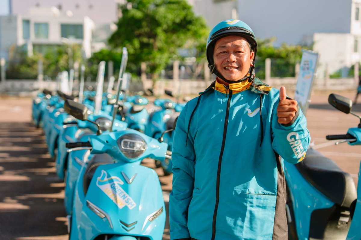 Để đảm bảo chất lượng dịch vụ đồng nhất trên toàn hệ thống, đội ngũ Bác Tài Xanh tại các địa phương sẽ được tuyển chọn và đào tạo theo bộ tiêu chuẩn chung của Green SM.