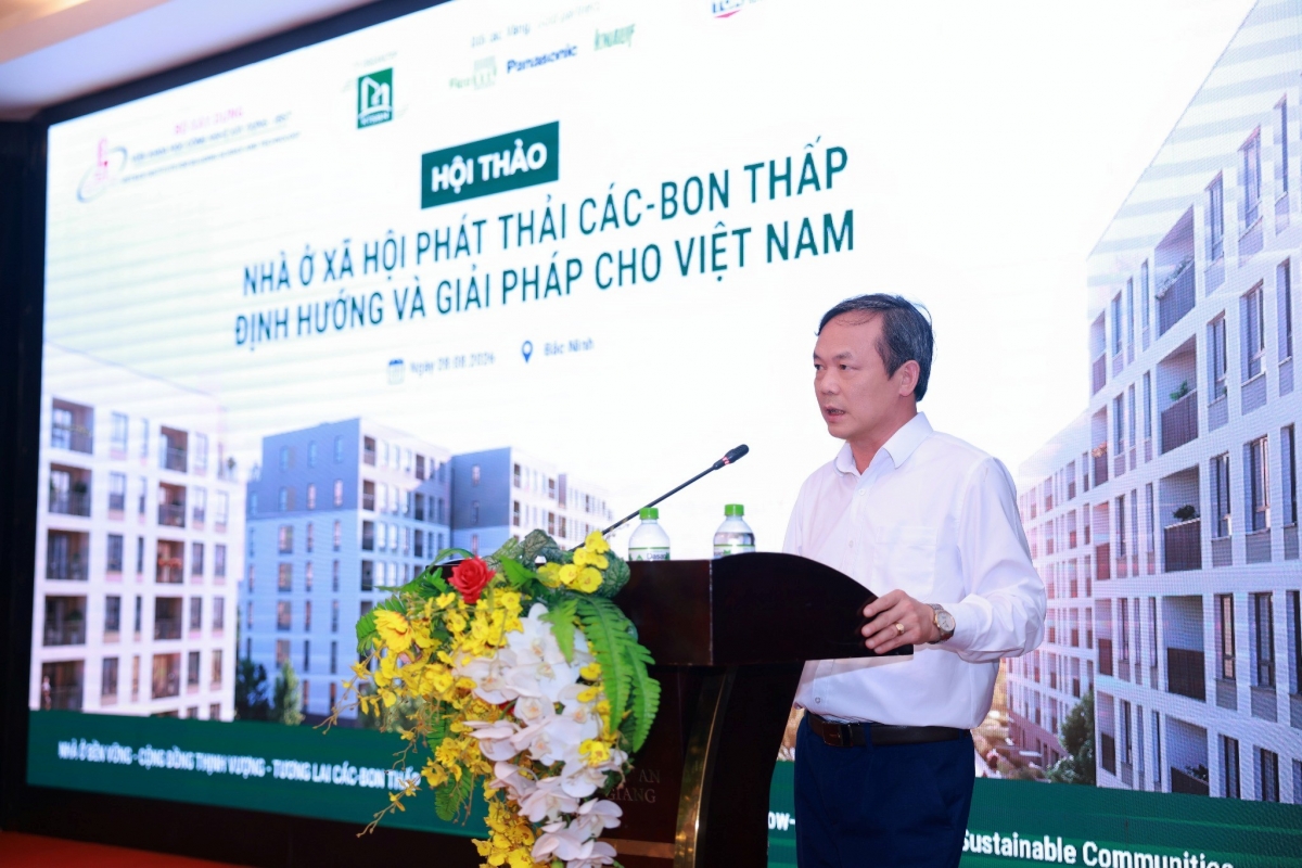 Giải pháp phát thải các–bon thấp cho nhà ở xã hội