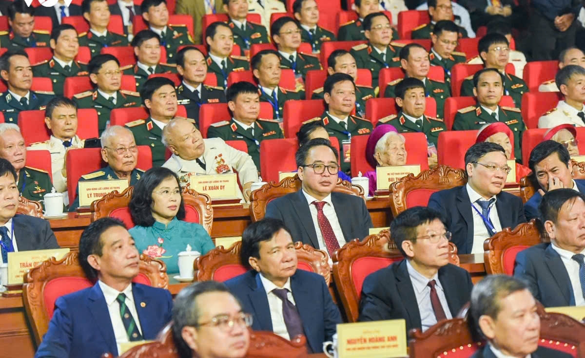 Tổng Bí thư, Chủ tịch nước Tô Lâm trao Nghị quyết thành lập thành phố Bắc Ninh Tổng Bí thư, Chủ tịch nước Tô Lâm trao Nghị quyết thành lập thành phố Bắc Ninh