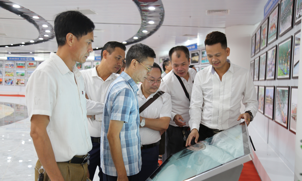 Khai mạc triển lãm ảnh “Bắc Ninh xưa và nay”