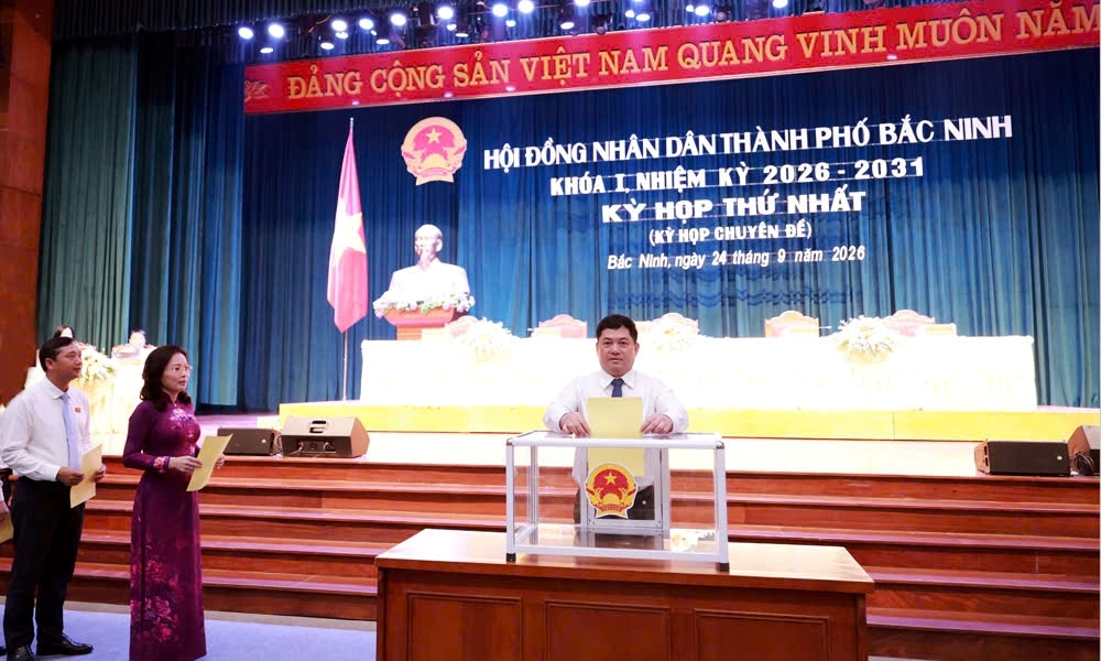 Phó Giám đốc ĐHQGHN Đào Thanh Trường được bầu giữ chức Phó Chủ tịch UBND thành phố Bắc Ninh