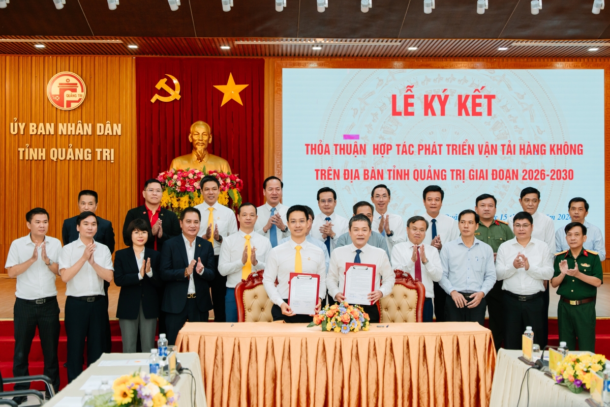 Lễ ký kết thỏa thuận hợp tác về phát triển hoạt động hàng không trên địa bàn tỉnh Quảng Trị