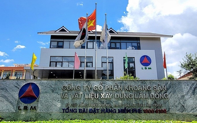Lâm Đồng: Vi phạm về đất đai, môi trường doanh nghiệp bị xử phạt hơn 1 tỷ đồng Lâm Đồng: Vi phạm về đất đai, môi trường doanh nghiệp bị xử phạt hơn 1 tỷ đồng